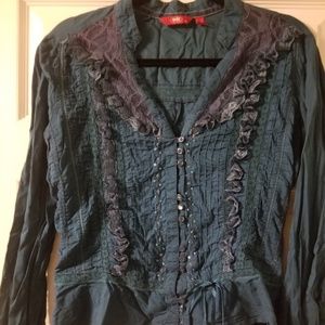 Women's decorative button down blouse